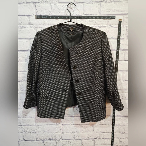 Alex Marie elegant and tailored textured black and white jacket Size 12P - Picture 2 of 5